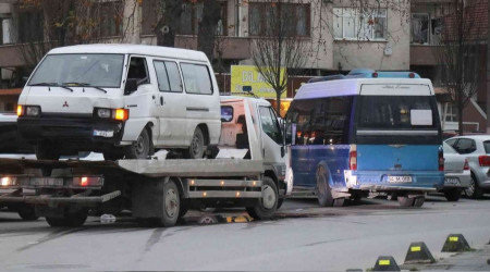 Yolcu minibüsü ile panelvan çarpıştı: 5 yaralı