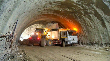 Zengezur Koridoru’nda inşaat yarıyı geçti