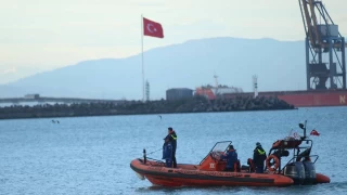 Zonguldak'ta batan geminin personelini arama çalışmaları sürüyor