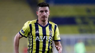 1 y�l sonra Mert Hakan Yanda� formas�na kavu�uyor