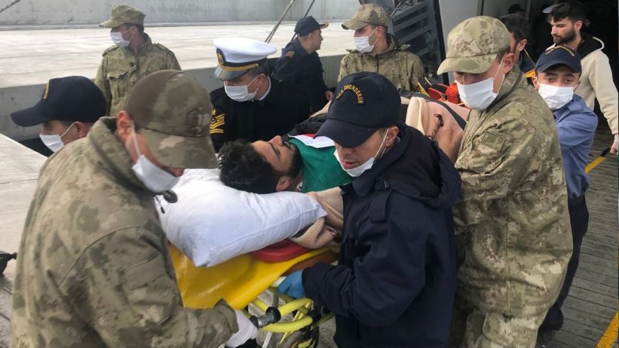 156 yaralı daha gemiyle Mersin'e getirildi