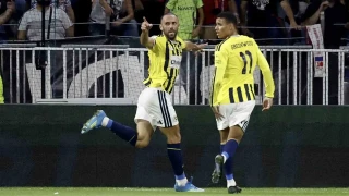 17 y�ll�k hasret Fransa�da son buldu