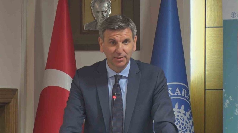 735 milyon insan a�