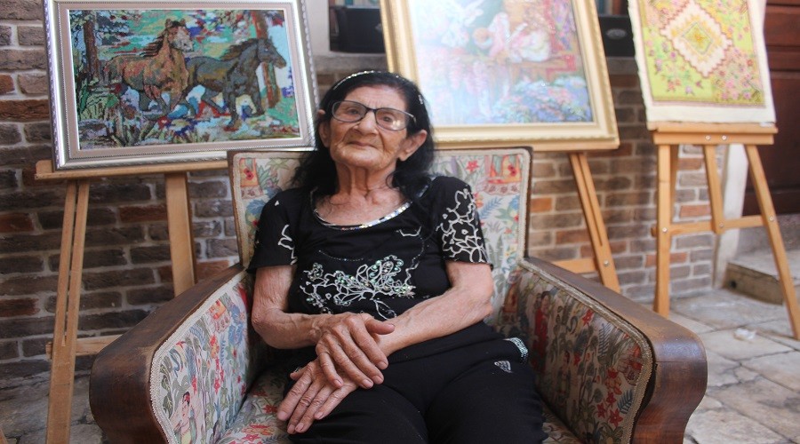 92 ya��ndaki Pakize teyze sanat�yla hayran b�rakt�