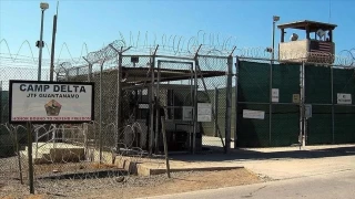ABD, kaçak göçmenleri Guantanamo'ya tıkacak!