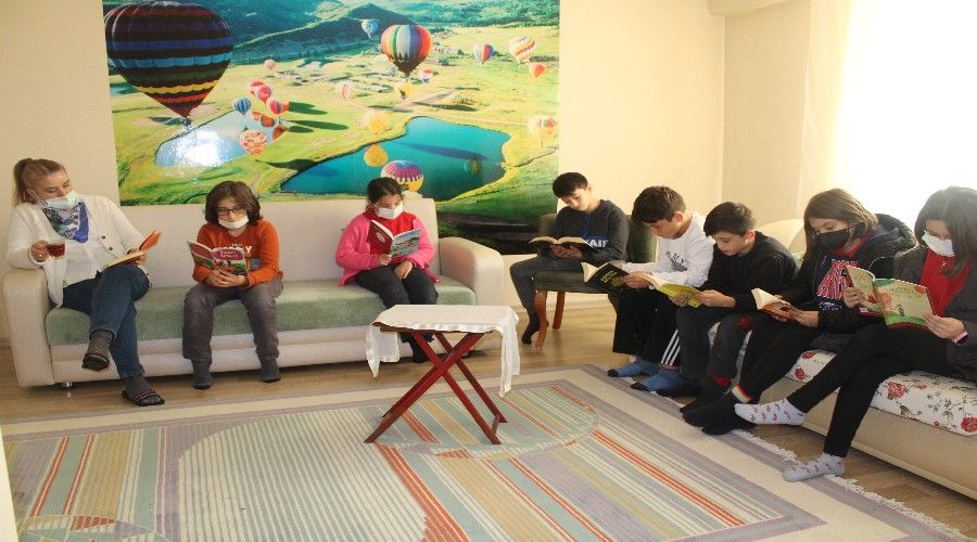 A�t��� marketi k�t�phaneye �evirdi