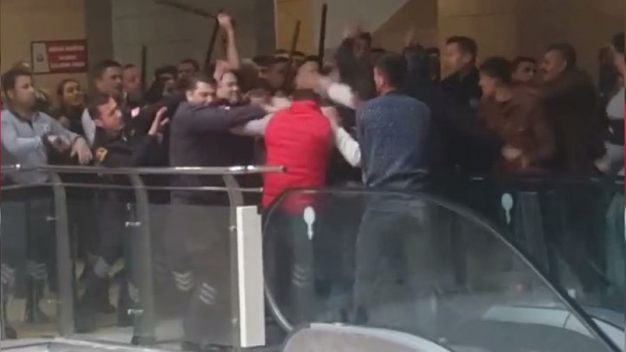 Adana Adliyesinde kavga