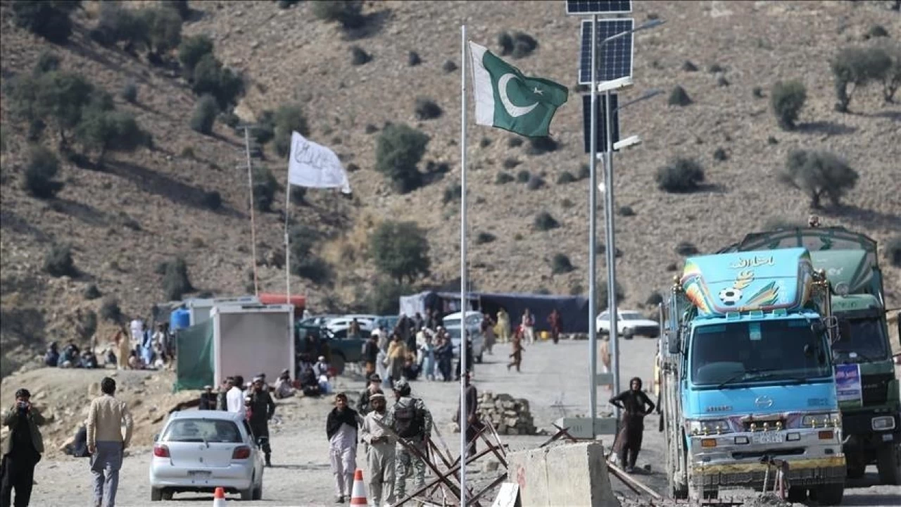 Afganistan ve Pakistan sınır güçleri arasında çatışma çıktı