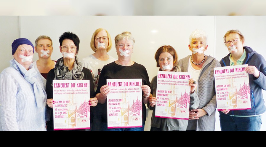 Alman kad�nlardan ilgin� grev