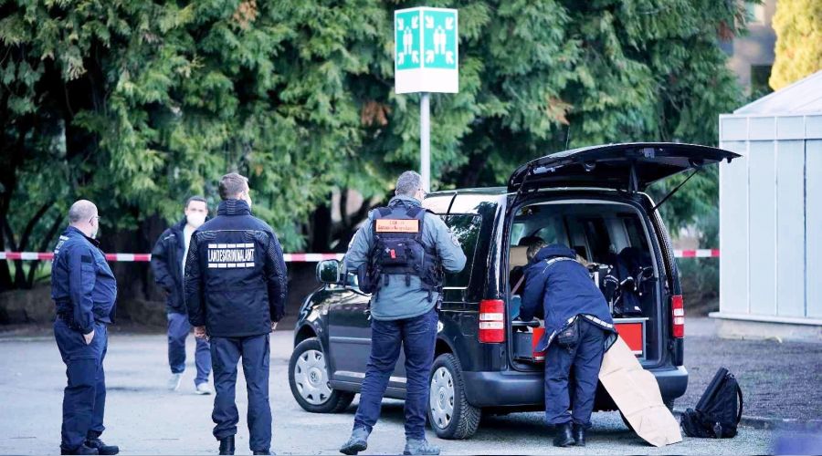 Almanya'da Heidelberg �niversitesi'ne uzun namlulu silahla sald�r� 