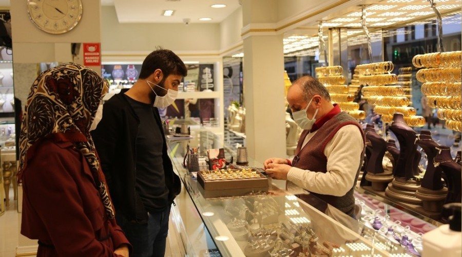 Altına rağbet her geçen gün artıyor