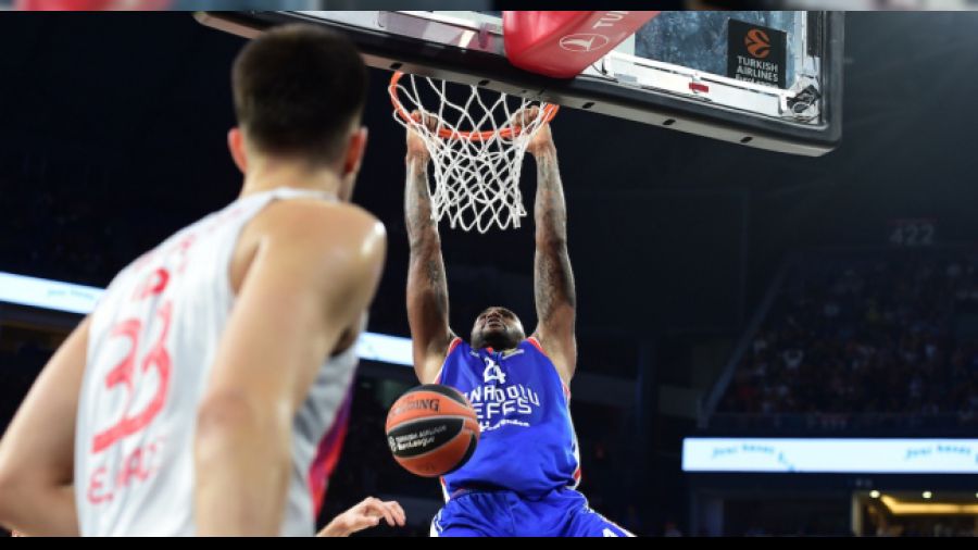 Anadolu Efes evinde farkl balad 