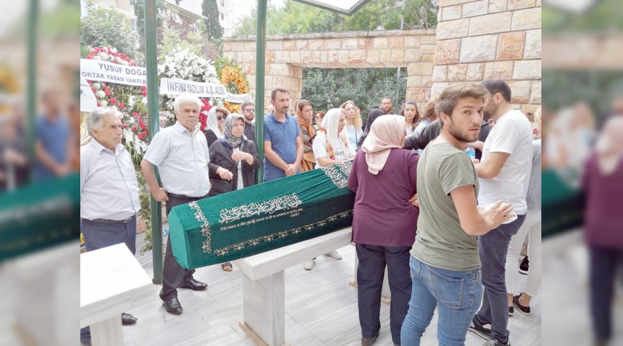 Aniden k�r�lan direksiyon bir cana mal oldu