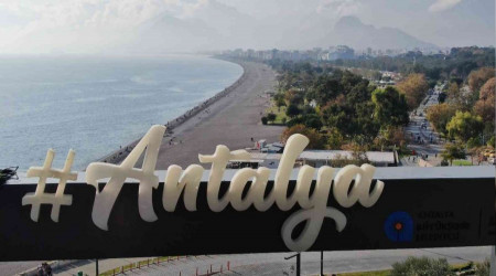 Antalya'da Aralık ayında deniz keyfi