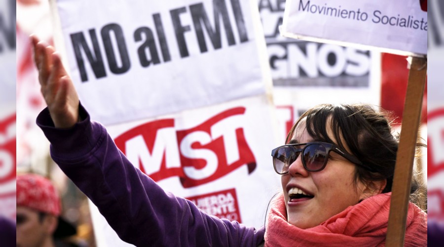 Arjantin'de zamlara karşı dev protesto
