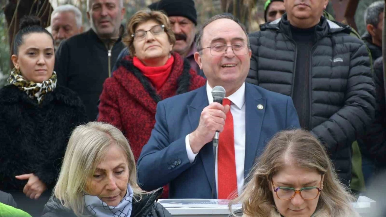 Artvin'de Belediye Başkanı Elçin partisinden istifa etti