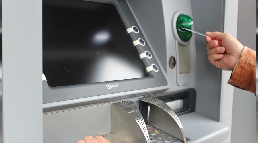 Bankalara çalışma saati sitemi