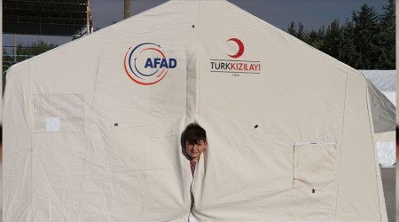Bayramı çadırlarında karşılayacak