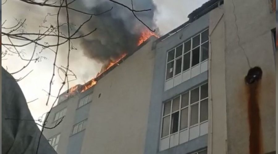 Bayrampaşa'da sanayi sitesinde yangın