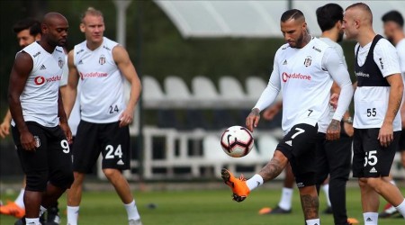 Beşiktaş'ta sol bek sıkıntısı