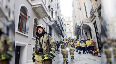 Beyoğlu'nda yangın 4 can aldı