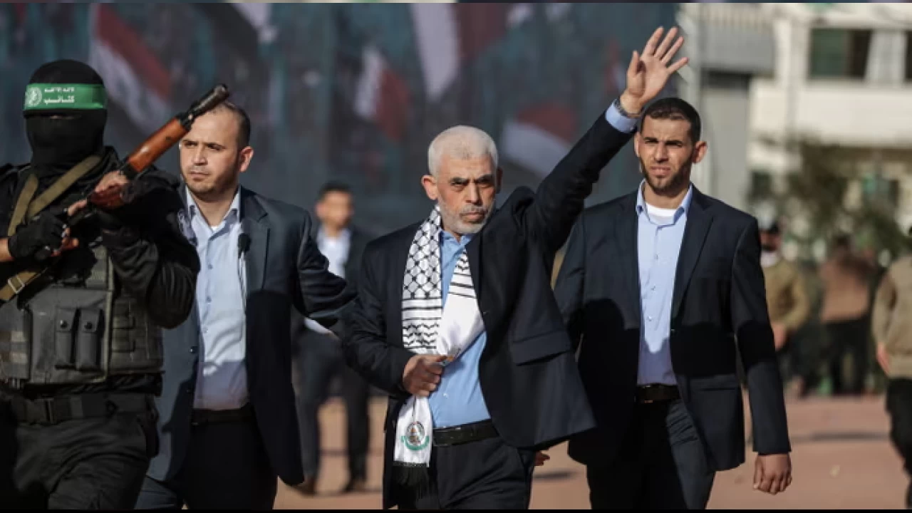 Bir savaşçı gibi er meydanında şehit düştü