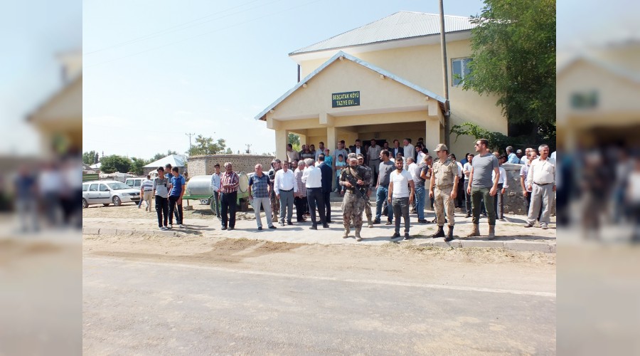 Boğulan 4 çocuk yan yana defnedildi