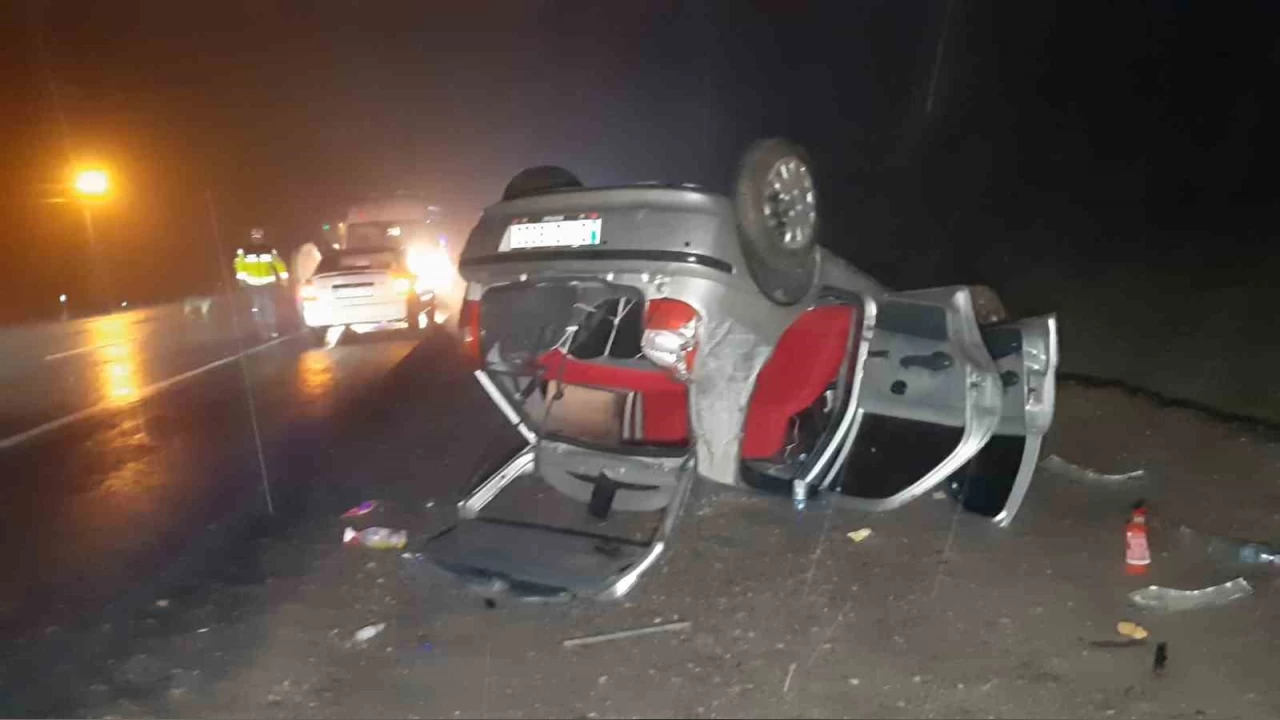 Bolu'da takla atan otomobil ters d�nd�: 1'i bebek 4 yaral�