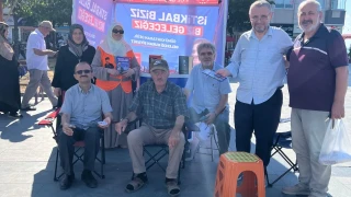 BTP Yakakent’te esnaf ve tatilcilerle buluştu