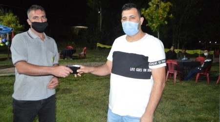 Bulduğu para dolu cüzdanı sahibine teslim etti