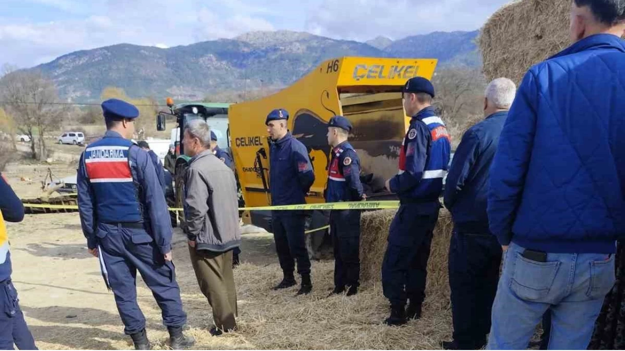 Burdur'da bir adam yem karma makinesine düştü