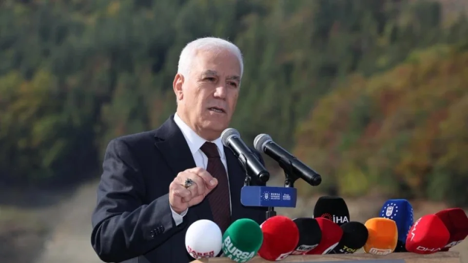 Bursa B�y�k�ehir Belediye Ba�kan� Mustafa Bozbey tutukland�