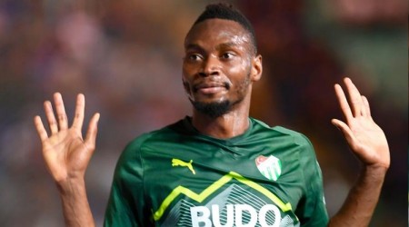 Bursaspor'un golcüsü 6 hafta yok