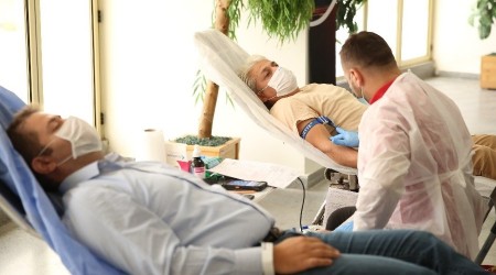 Büyükşehir personeli kan bağışında