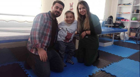 Cam kemik hastası İkra'dan 19 yıl sonra umutlandıran gelişme