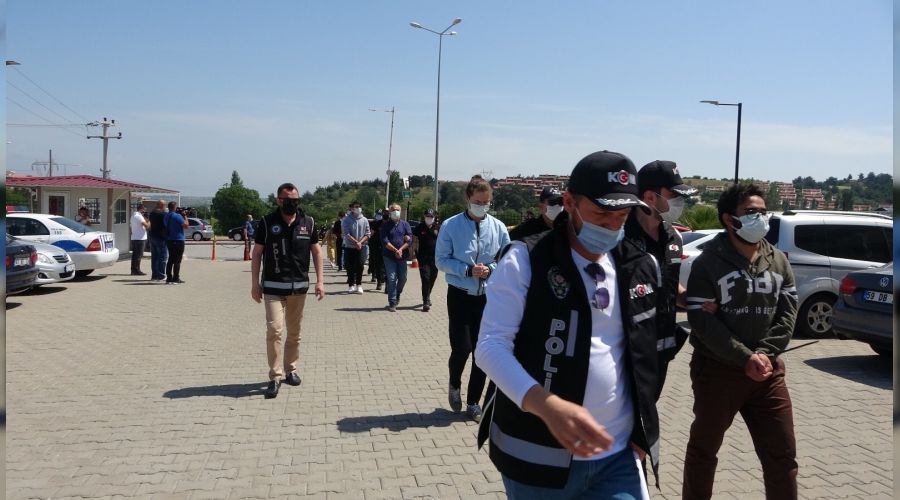 �anakkale'de 30 FET� ��phelisi adliyeye sevk edildi