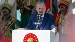 Cumhurba�kan� Erdo�an, Ahlat'ta d�zenlenen programda konu�tu: 