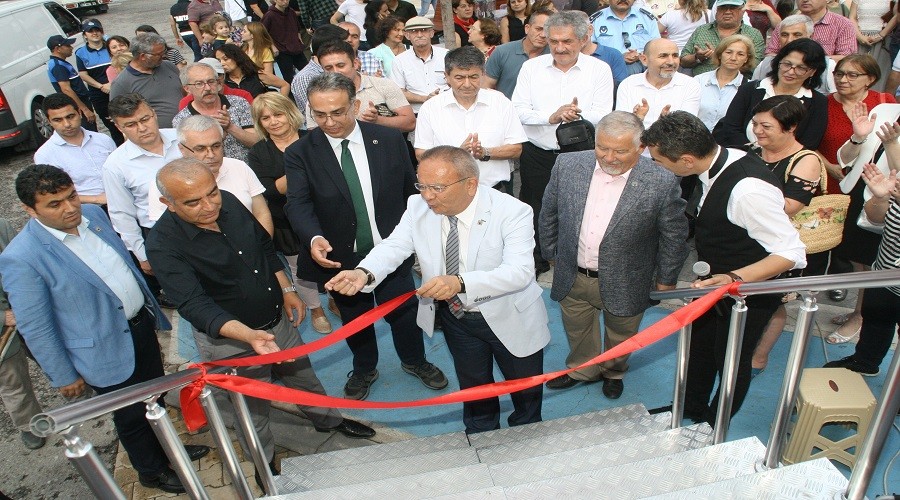 Cumhuriyet Tırı Zonguldak'ın Devrek ilçesinde