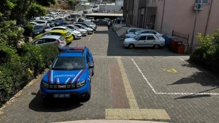 Depodan bir ton fndk alan hrszlar yakaland