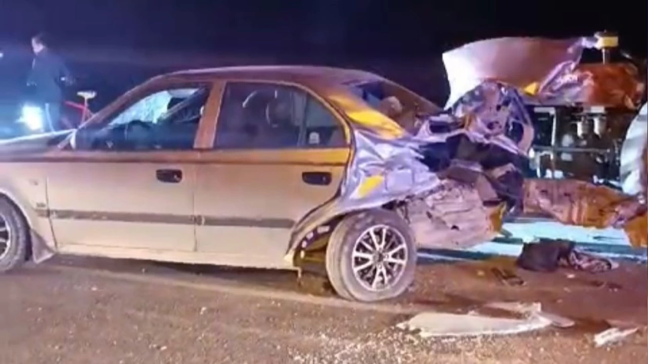 Diyarbakır'da zincirleme kaza: 3 ölü, 2 yaralı