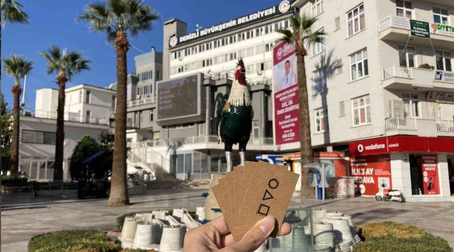 El kadar kağıtla, 15 günde 10 binden fazla kişinin bilgilerine sahip oldular