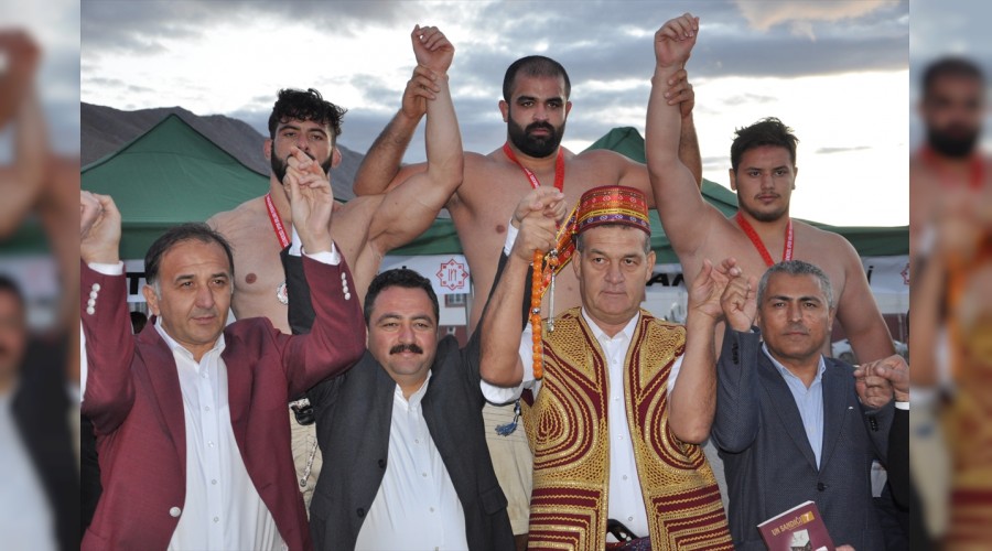 Elbistan Şalvar Güreşinin başpehlivanı;"Muhammet Enes Bandırma"