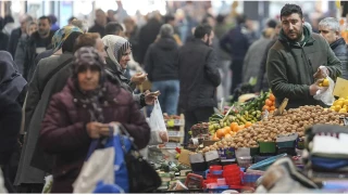 Enflasyon yüzde 30 bandında takılıp kaldı