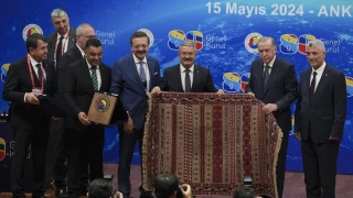 Erdoğan: Oda ve borsa başkanlarına yeşil pasaport verilecek