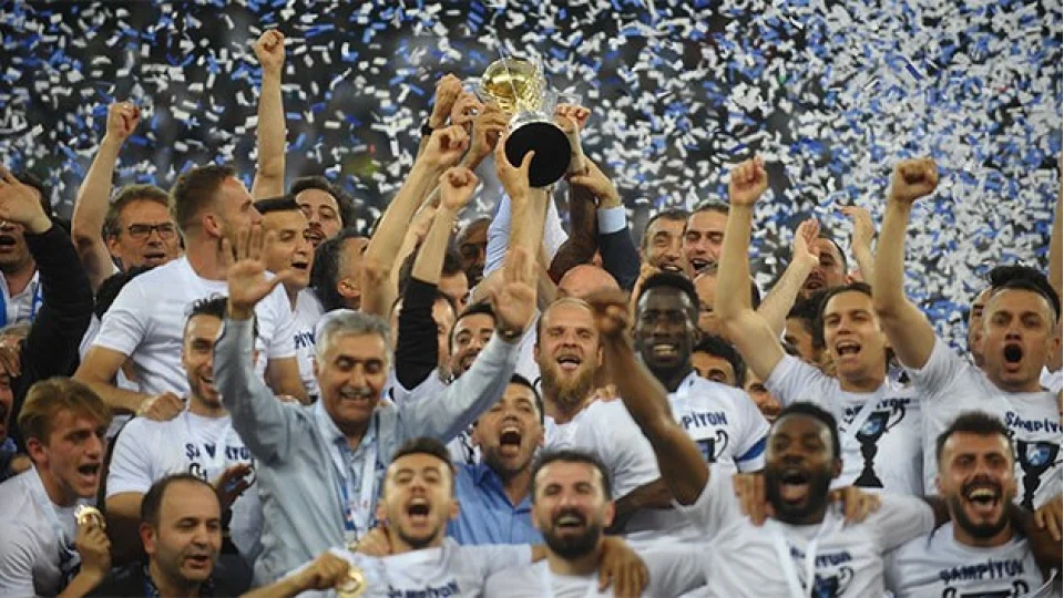 Erzurumspor co�tu bir kere: Carlos V�n�c�us'tan sonra Cout�nho