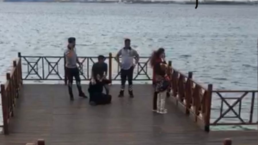 Eşiyle tartışınca denize atlayıp intihar etmek istedi