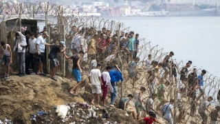 Fas'tan İspanya'nın Sebte kentine geçen yaklaşık 53 bin düzensiz göçmen geri döndü