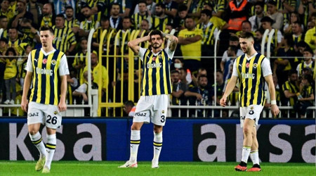 F.Bahçe, liderliği G.Saray'a kaptırdı