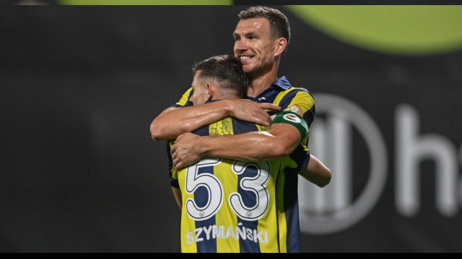 Fenerbah�e f�rt�nas� devam ediyor 