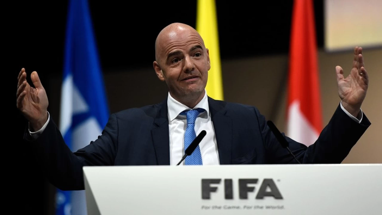 FIFA al�nan karar� analiz edecek